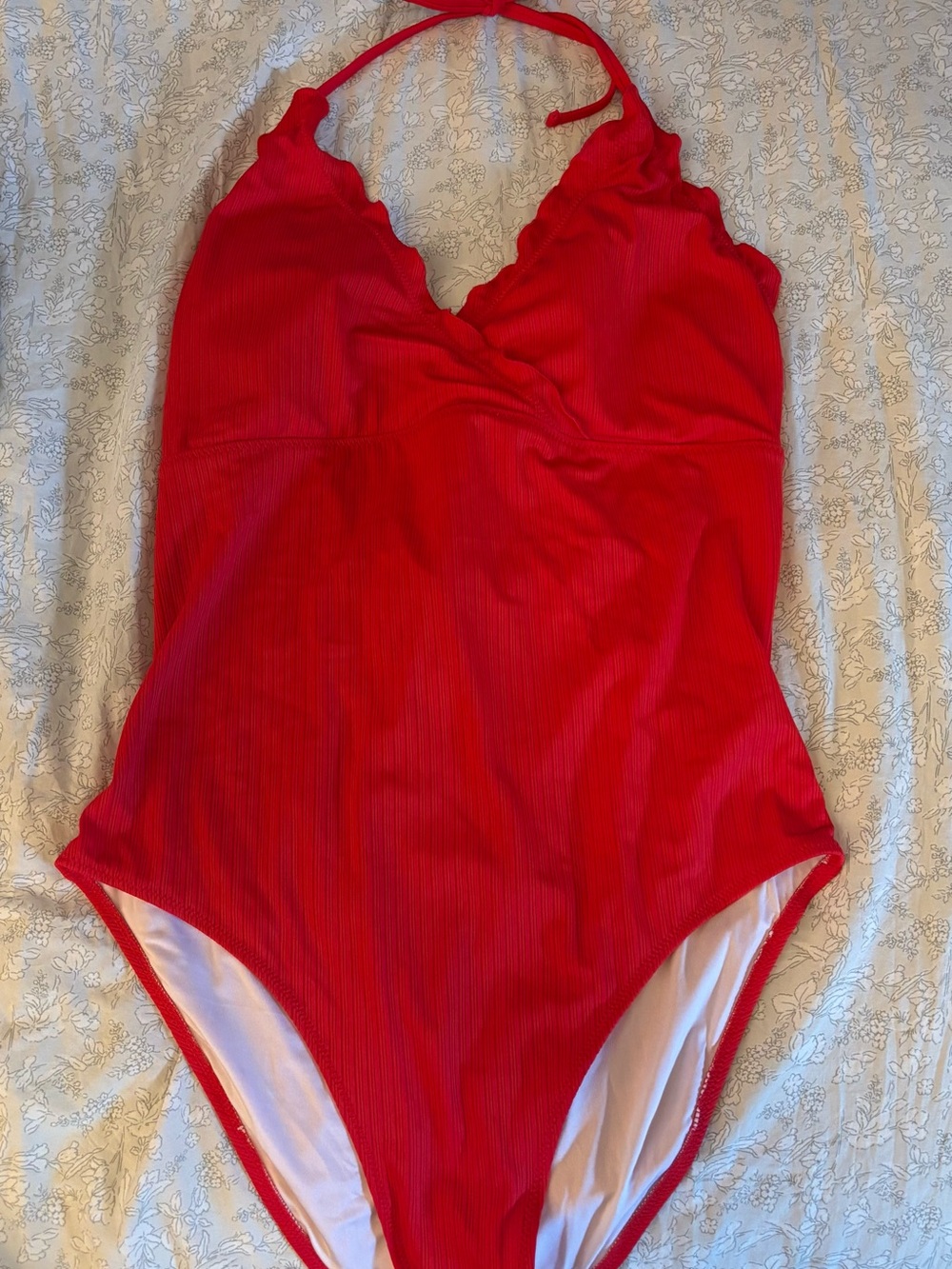 Old Navy Red Ribbed Halter One-Piece XL Swimsuit with Scallop Neckline NEW NWT